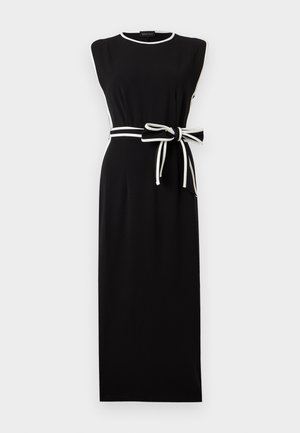 Μαύρο μίντι αμάνικο φόρεμα με λευκή ρίγα στο τελείωμα του λαιμού, στα μανίκια και ζώνη στο χρώμα που δένεται σε φιόγκο στη μέση.