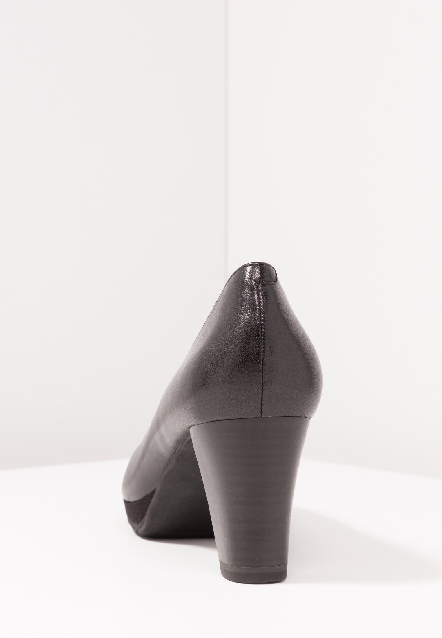Tamaris Platåsko black Zalando.no Tamaris WOMS SLIP ON Platåsko black Zalando.no