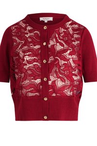 Rode cardigan met korte mouwen, met een lace voorpaneel en gebreide achterkant. Gouden knopen in het midden, textuur ribgeborduurde zoom en manchetten.