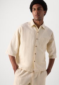 Heathe OLAITAN SET - Košeľa - beige