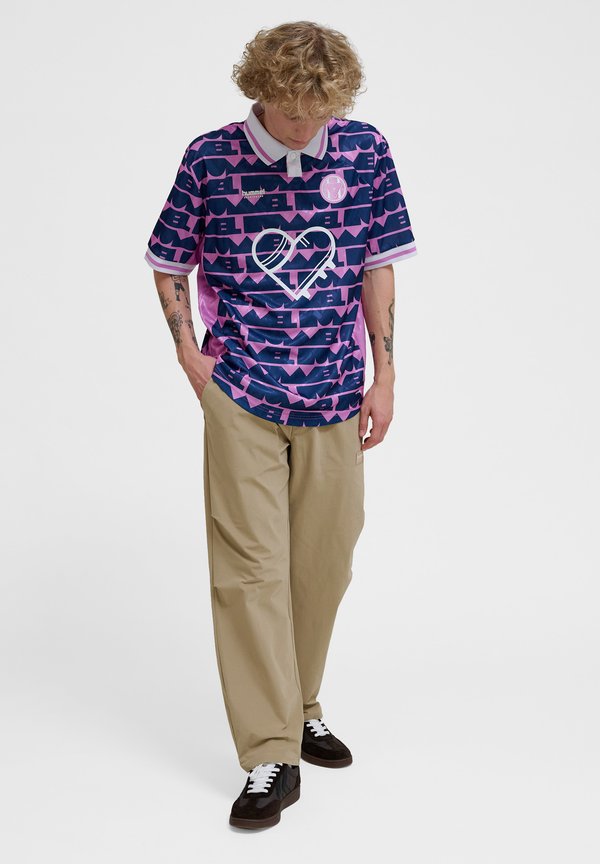 SOCCER LOVE - Polo shirt - violet4