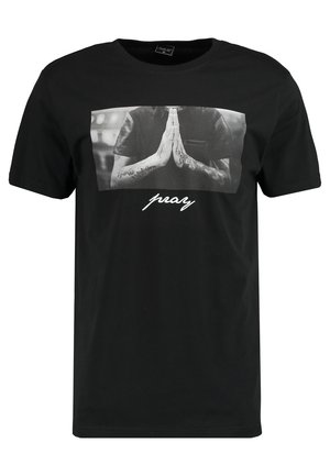 Mister Tee PRAY - Apdrukāts T-krekls - black