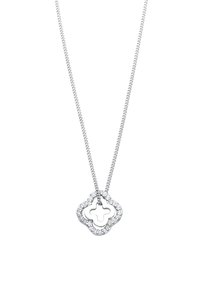 Sølv kæde med en halskæde, der har en firkløver vedhæng prydet med klare sten, der viser en poleret finish og et intrikat design.