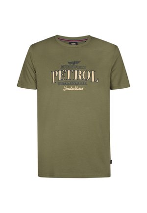 Tricou verde măsliniu din bumbac, cu mâneci scurte, decolteu rotund și un logo mare tipărit pe față cu inscripția "PETROL Industries".