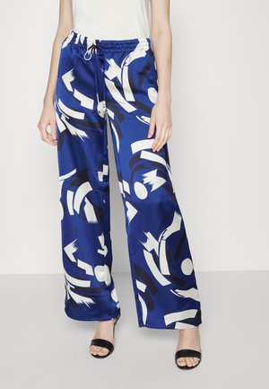 GEOMETRIC CHARMEUSE - Broek - blue/cream/navy