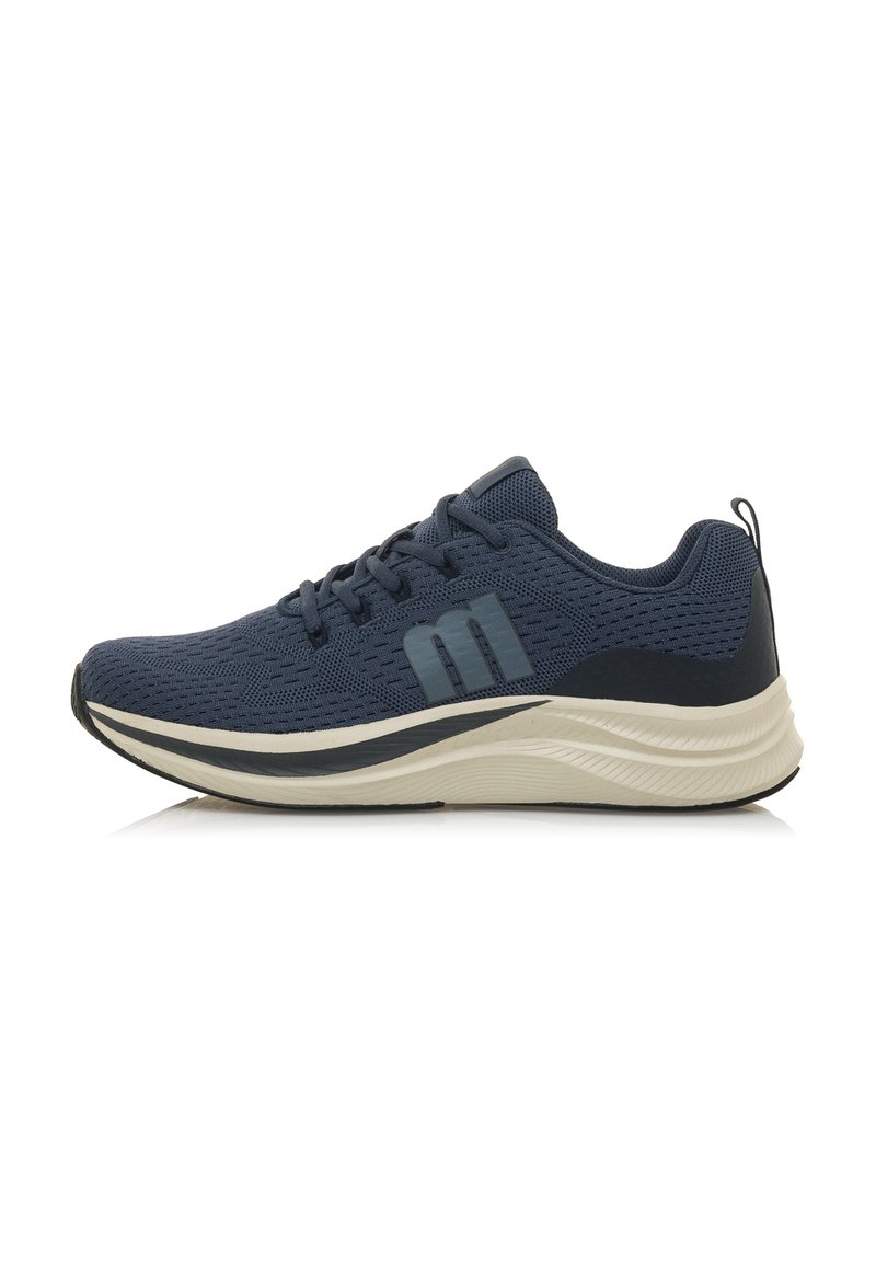 Marineblaue Sportschuhe mit einem strukturierten Mesh-Obermaterial, heller Zwischensohle und dunklen Akzenten. Verfügt über ein Schnürsystem und eine Zuglasche hinten.