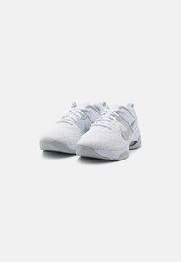 Nike Performance Træningssko - white