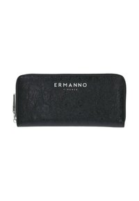 Portafoglio in pelle nera con finitura testurizzata, chiusura con zip e nome del marchio "ERMANNO FIRENZE" in rilievo color argento sulla parte anteriore.