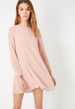 Vestido informal - rosa