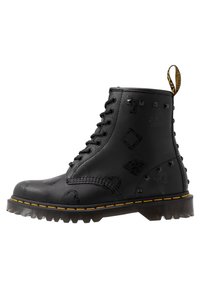 Dr. Martens Stivaletti stringati - black