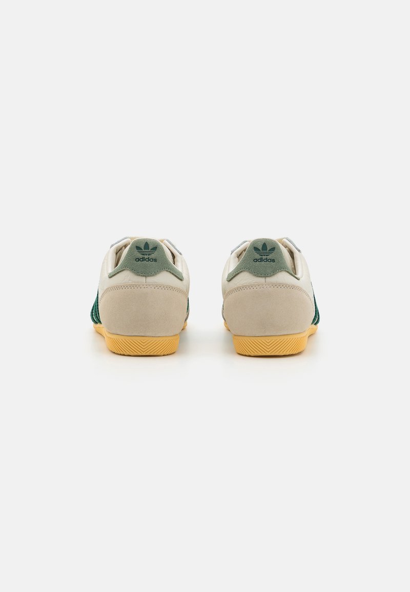 adidas gazelle silver green womens STAB