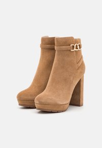 Anna Field Korolliset nilkkurit - cognac
