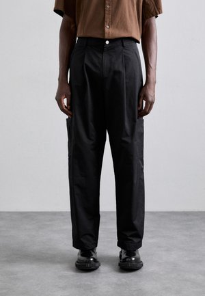 Han Kjøbenhavn TROUSERS - Trousers - black