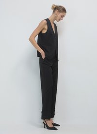 Calliope GESSATI - Stoffhose - var ultrablack