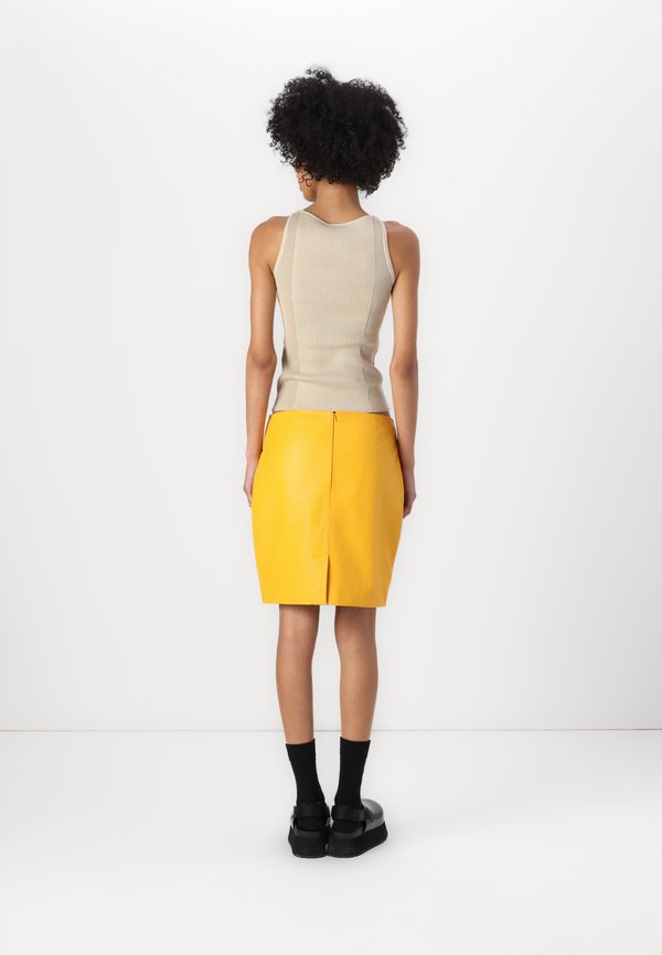 CECILIANA CLASSIC  - Leather skirt - saffron3