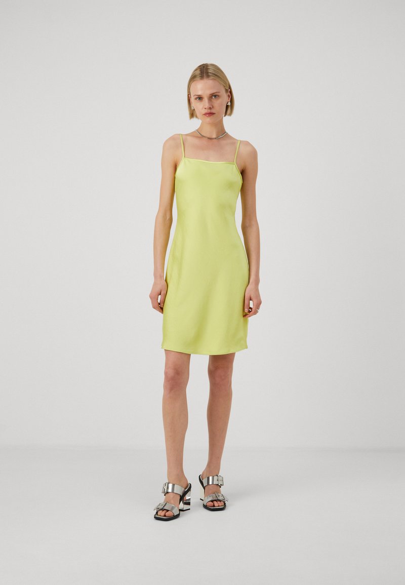 Samse Samse SAOLIVIA SHORT DRESS - Cocktail dress / Party dress - green sheen/green - Zalando.co.uk Samse Samse SAOLIVIA SHORT DRESS - Cocktail dress / Party dress - green sheen/green - Zalando.co.uk