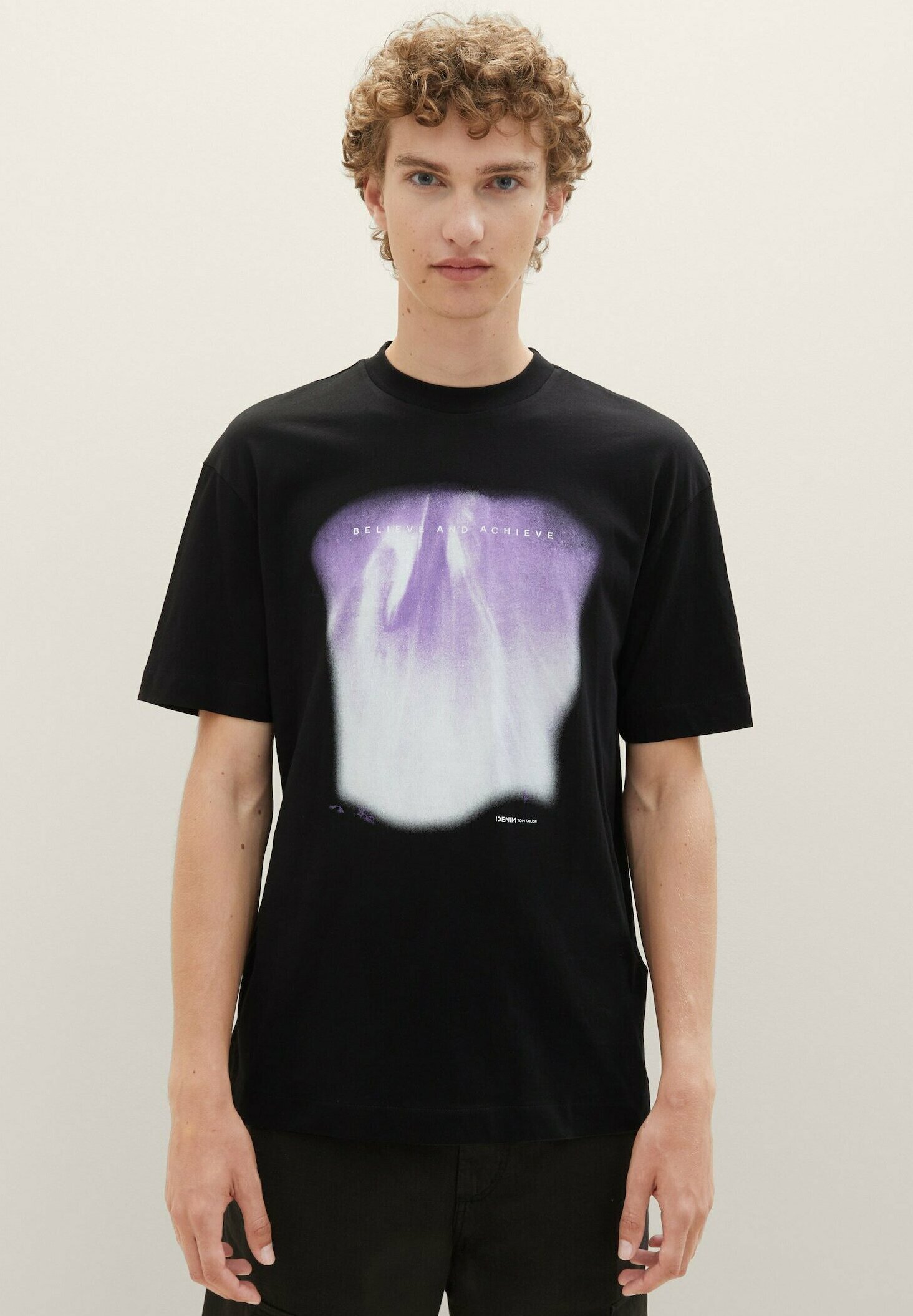 TOM TAILOR Damen T-Shirt Mit Herz-Stickerei – Aus Baumwolle, Mit Rippstruktur