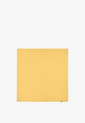 Tejido rectangular amarillo con una textura suave, con bordes rectos y un sutil brillo. Sin patrones visibles ni herrajes.