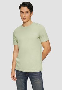 s.Oliver MIT CREW NECK UND LOGO - T-shirt basic - beige