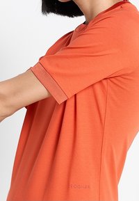 Bogner Jednoduché tričko - orange