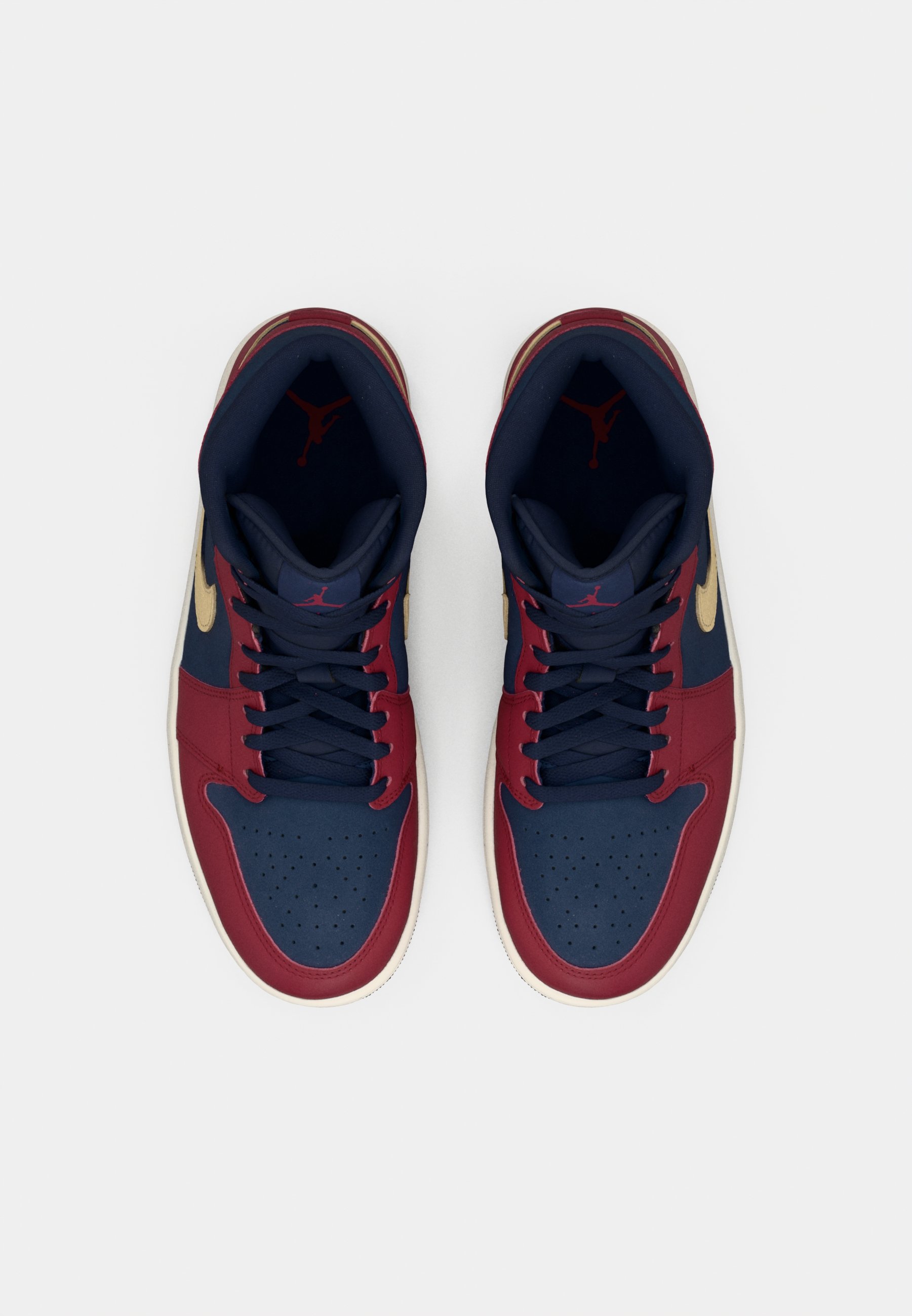 air jordan 1 low se midnight navy university red