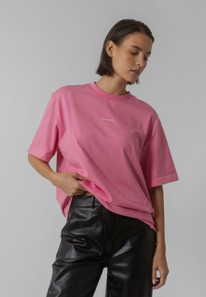 OH APRIL BOYFRIEND  - T-shirt basique - deep pink