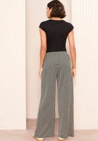 Friends Like These CRINKLE WIDE LEG  - Püksid - black stripe