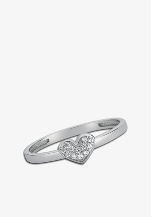 Bague en argent avec un design en forme de cœur orné de pierres claires rondes, surface polie et bande élégante.