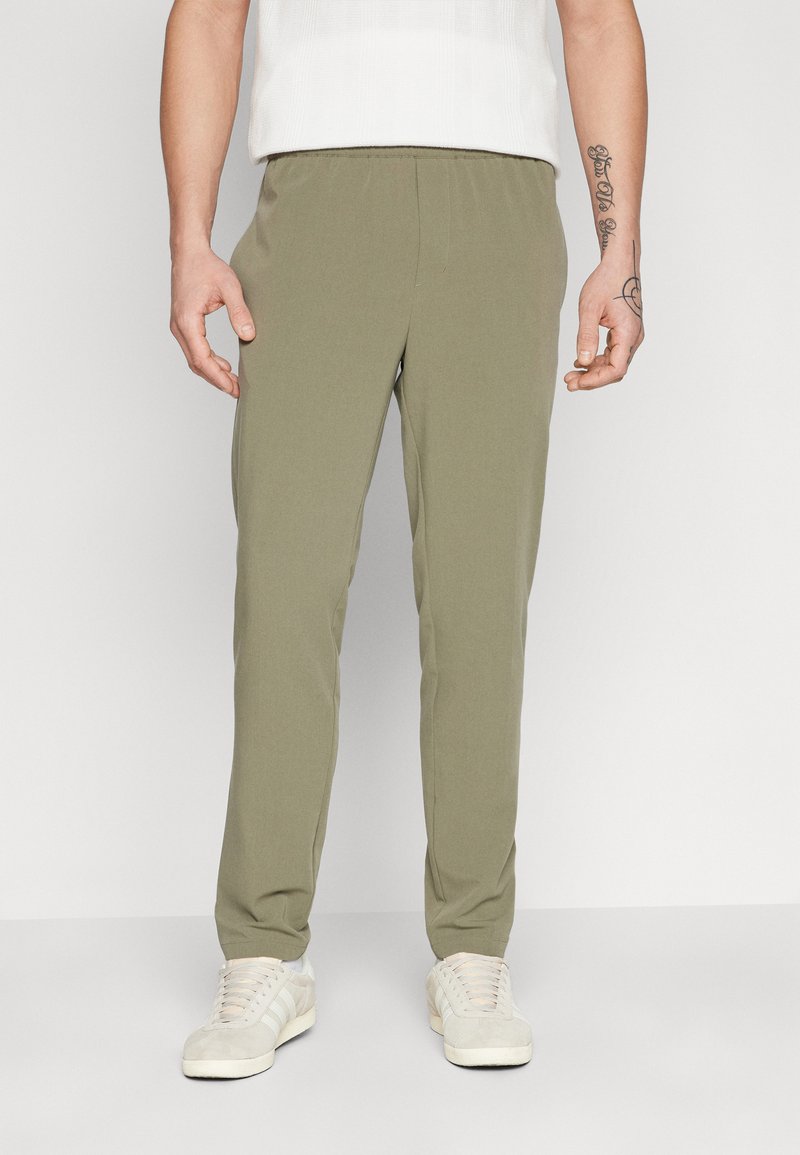 Samsøe Samsøe - SMITHY TROUSERS  - Nadrágok - dusty olive, Nagyítás