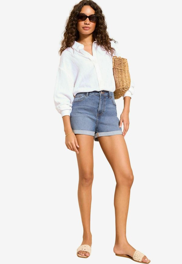REGULAR FIT - BOYFRIEND   - Jeans Shorts