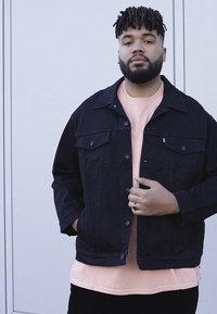 Levi's® Plus BIG TRUCKER - Farmerdzseki - dark horse