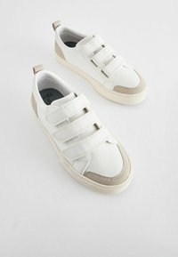 Next Sportcipő - white