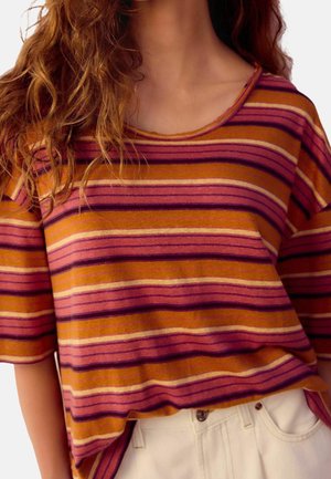 Print T-shirt - brown