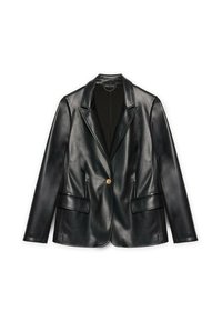 Zwarte faux leren blazer met lange mouwen, revers, twee voorkant klepzakken en een enkele gouden knopen sluiting.