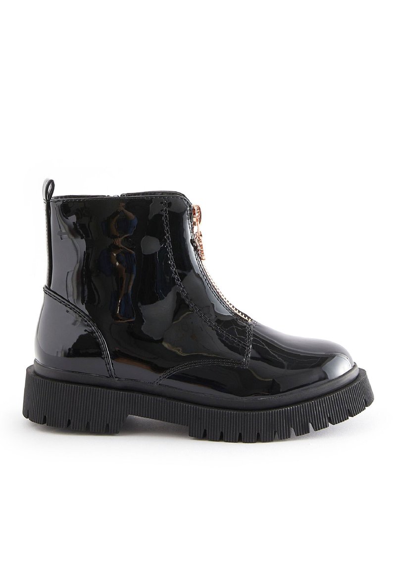 Next - FRONT CHUNKY - Korte laarzen - black patent, Vergroten