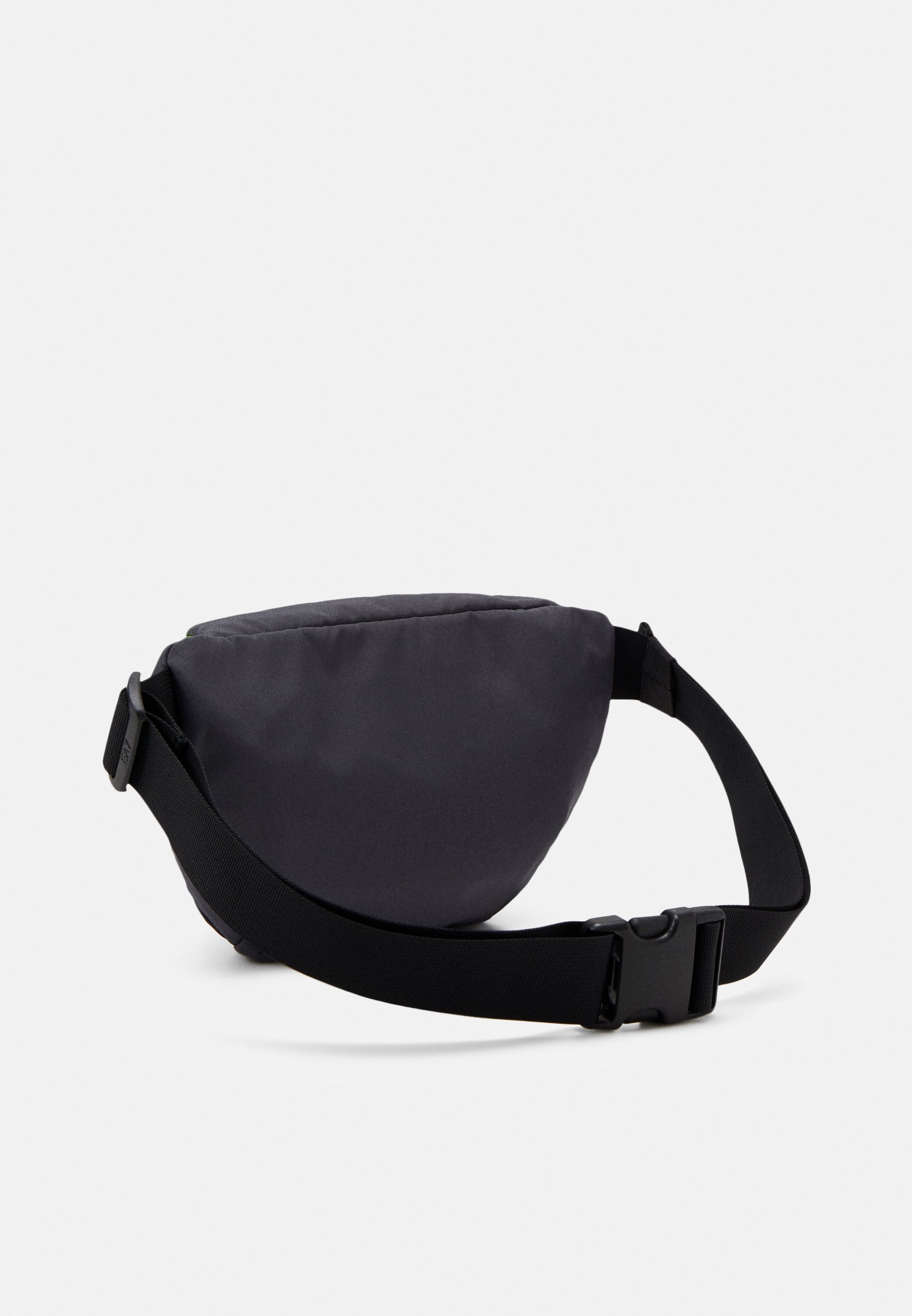 ea7 waist bag