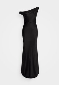 Robe de soirée en satin noir avec un décolleté asymétrique et une silhouette ajustée qui s'évasent légèrement au niveau de l'ourlet.