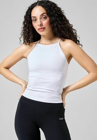 Casall BUILT IN - Toppi - white