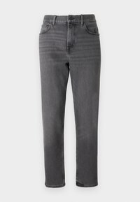 Jeans gris de pierna recta y cintura media con cierre frontal de botón y diseño de cinco bolsillos, mostrados contra un fondo blanco.