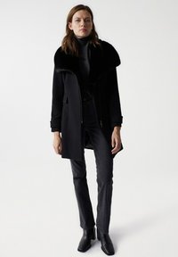 Salsa Jeans GRACE SCHUTZHÜTTEN SLIM - Cappotto corto - Black