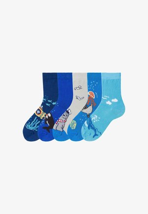 Five pairs of colorful socks with ocean-themed designs: diver, orca, dog with scarf, jellyfish, and waves with seagulls on blue backgrounds.