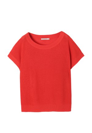 Red short-sleeved knit top with a round neckline, ribbed texture, and a relaxed fit. Tag inside displays brand name "Y Taitum" and size "M."