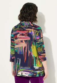 Ulla Popken ABSTRACT LANDSCAPE 3/4 SLEEVE TEE - Maglietta a manica lunga - navy blue