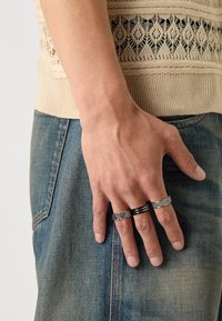 Pier One by Zalando - Sõrmus - silver-coloured/black Väikepilt 1