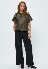 Minus MIGABRIANNA BLOUSE - Bluse - black/gold