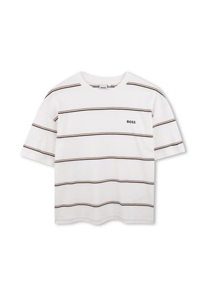 Wit T-shirt met korte mouwen met dunne zwarte en beige horizontale strepen en "BOSS" logo op de linkerborst.