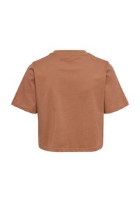 Brun bomulds t-shirt med løs pasform, korte ærmer og rund halsudskæring; har en enkel, glat tekstur uden mønstre.