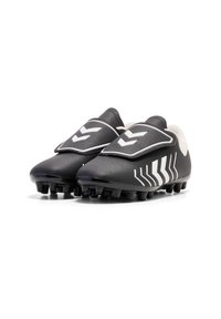 Hummel HATTRICK - Fodboldstøvler til fast underlag - black white