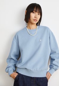 Carhartt WIP CASEY - Sudadera - frosted blue/silver