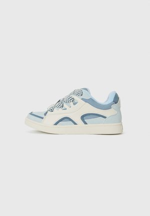 LIBERTY - Skate shoes - blue/white